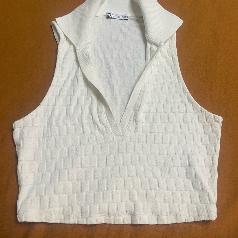 White Sleeveless Zara Knit Top